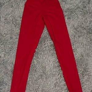 Cloud legging in ruby red